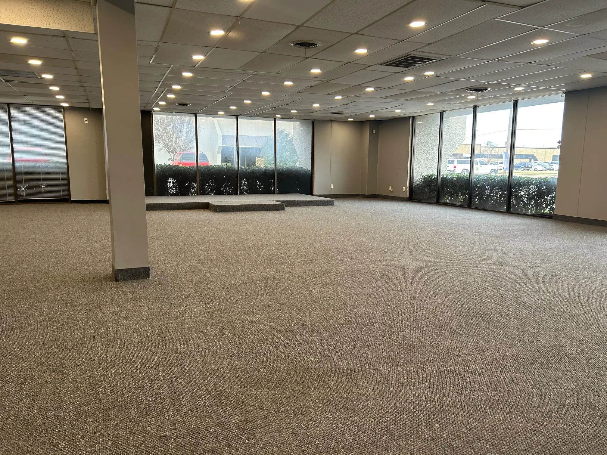 Commercial Cleaning Service Office 2